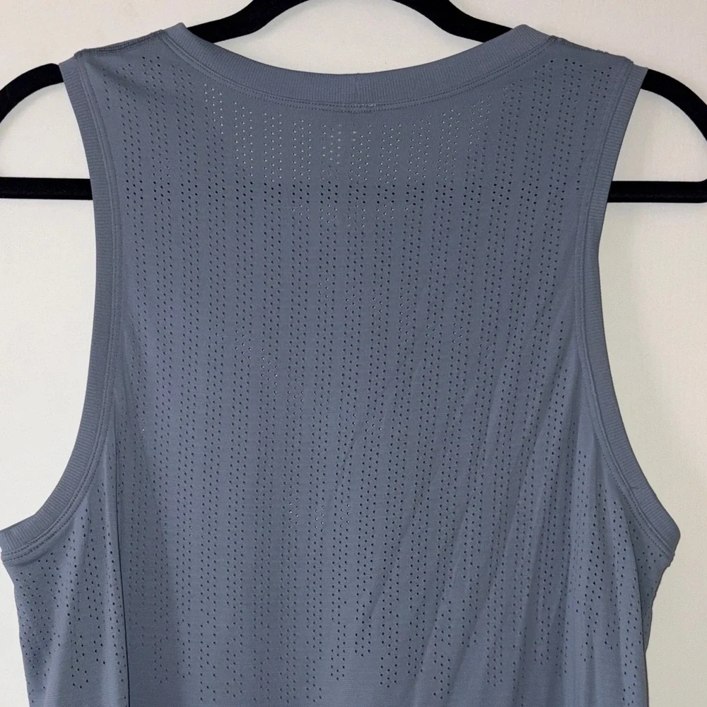 lululemon athletica Steel Blue Tank Top - Picture 6 of 8